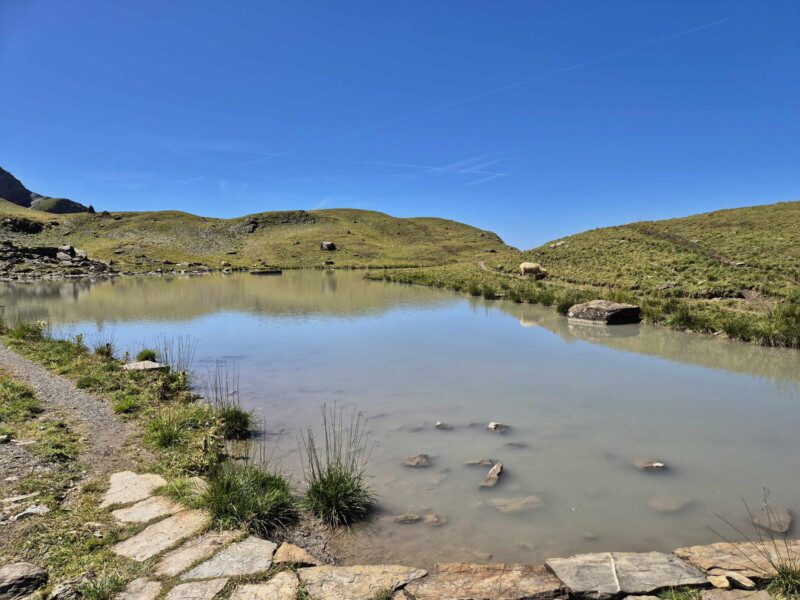 Côté Est. Lac de Soi, Val-d'Illiez, Bas-Valais.