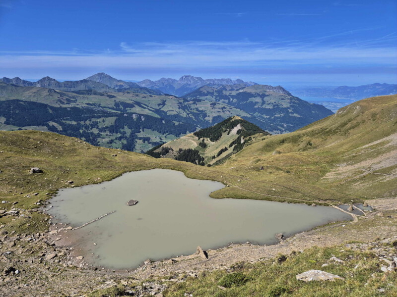 Côté Sud. Lac de Soi, Val-d'Illiez.
