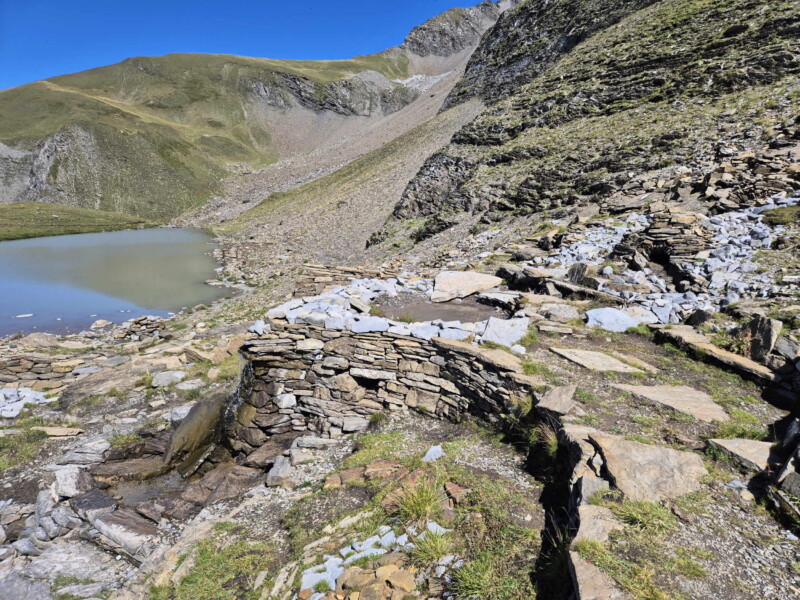 Côté Ouest. Lac de Soi, Val-d'Illiez.