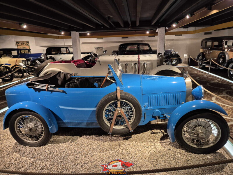 Musée de l'Automobile, Fondation Gianadda, Martigny, Valais. Une Bugatti de 1928.