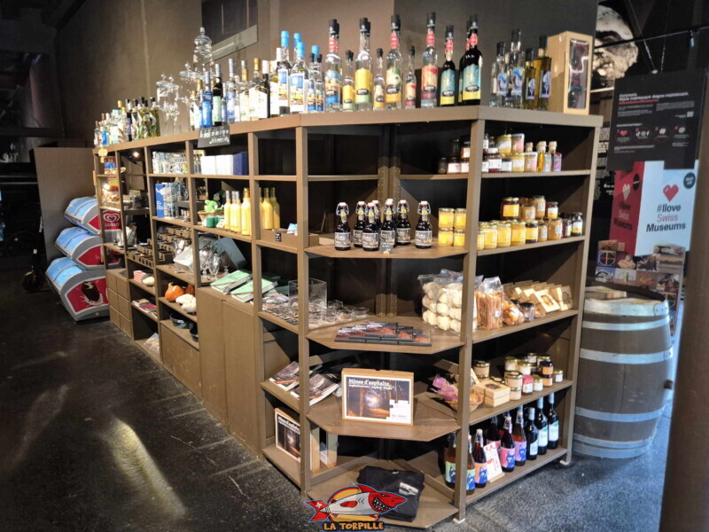 Le shop. Mines d'Asphalte de la Presta - Val-de-Travers, canton de Neuchâtel.