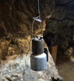 ⛏️🔧🚪 Mines d’Asphalte de la Presta – Travers
