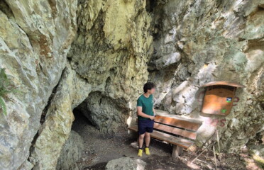 🕸️ Grotte aux Fées – La Côte-aux-Fées