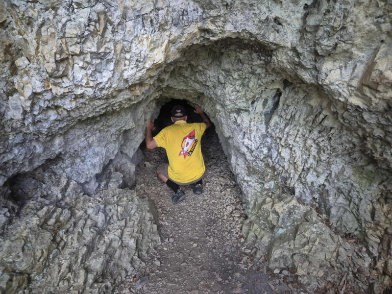 L'entrée de la Grotte aux Fées.
