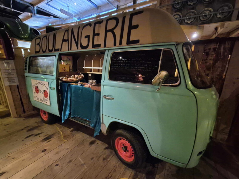 2e étage, musée Oldtimer Volkswagen, Volkswrecks Museum, St-Sulpice, Val-de-Travers.