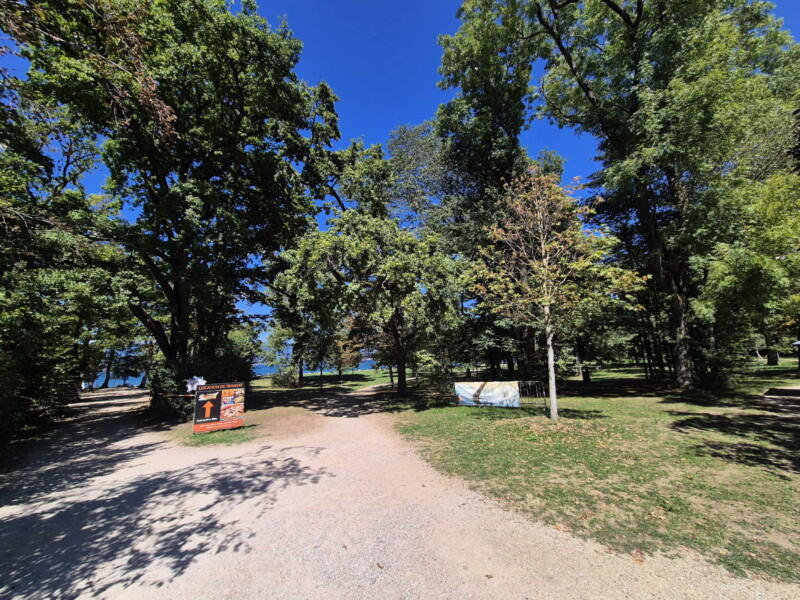 Entrée Plage de la Savonnière, Collonges-Bellerive, Genève