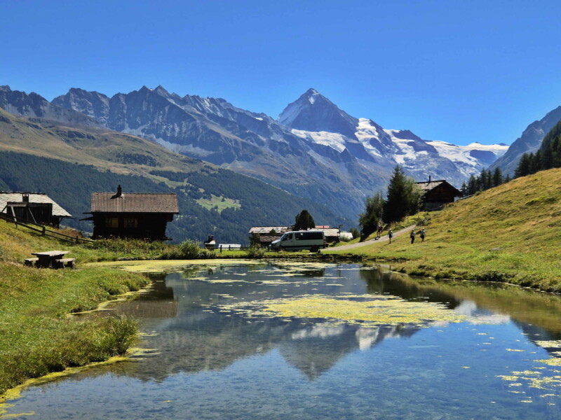 Côté Ouest. Gollié d'Arbey, val d'Hérens, Valais.