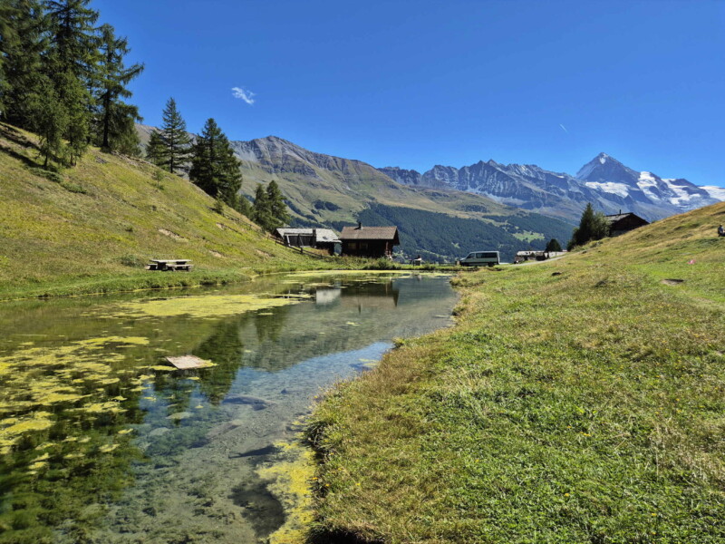 Côté Sud. Gollié d'Arbey, val d'Hérens, Valais.
