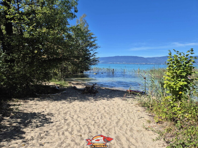 Les image depuis la plage de Chabrey.