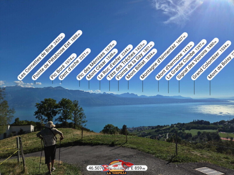 Le plus beau point de vue sur Léman se trouve à sur la route de la tour de Gourze, à 200 mètres sous le restaurant. La vue direction Sud-Ouest.