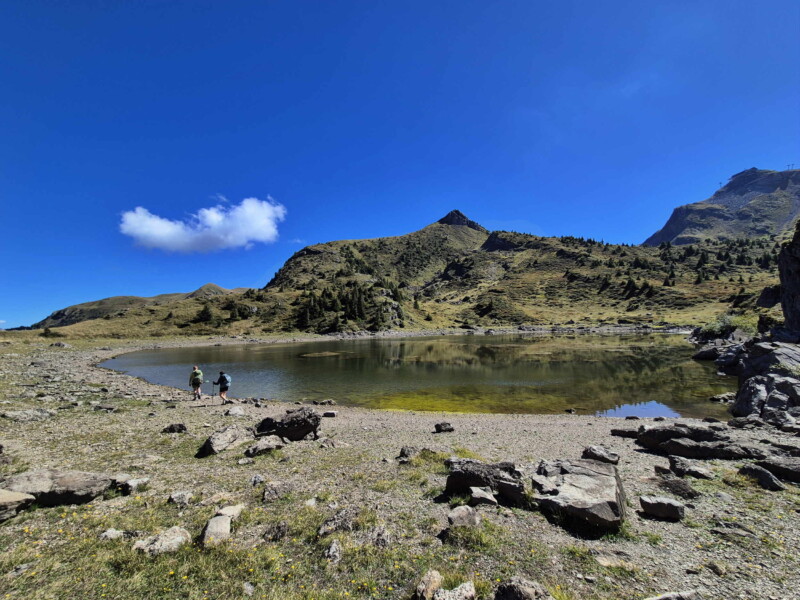 Photo depuis le côté ouest du lac de Chésery.