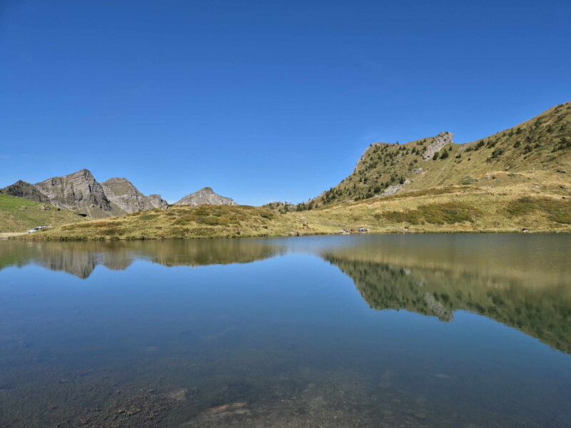 photo depuis le côté ouest du lac Vert. Les Crosets, commune de Val-d'Illiez.